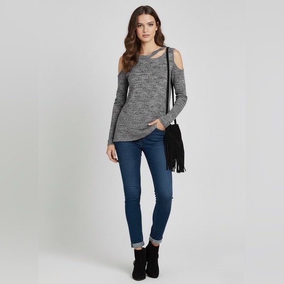 Peppermint Women’s Knit Gray Marled Cold Shoulder Cutout Sweater Pullover Size S - Picture 2 of 10